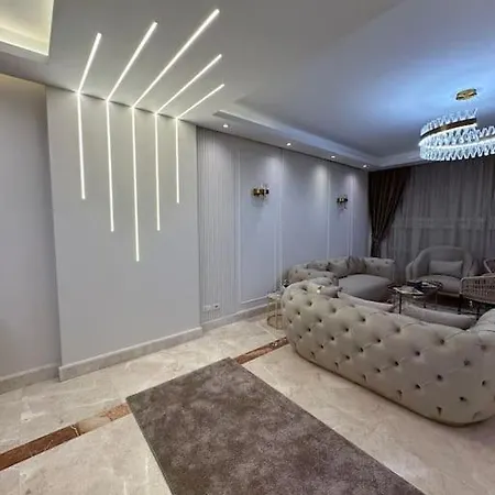 Royal Suite Near City Star Mall 3 Bedroom Apart Cairo Exterior photo