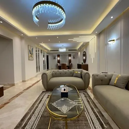 Royal Suite Near City Star Mall 3 Bedroom Apart Cairo Exterior photo