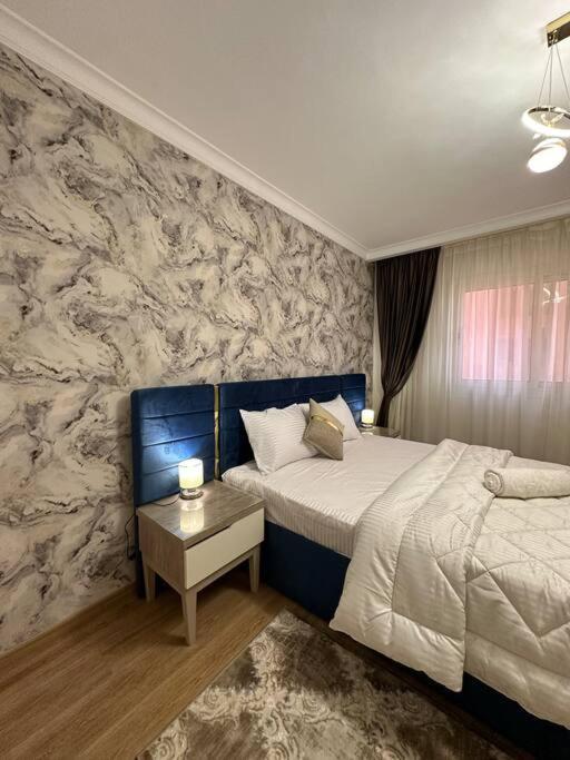 Royal Near Star Mall 3 Bedroom *
