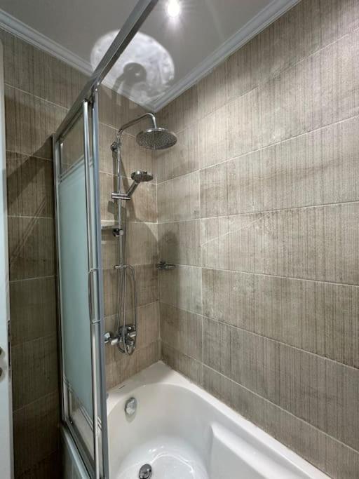 Royal Near Star Mall 3 Bedroom *